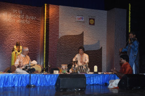 Instrumental Jugalbandi Concert of Mrudangam by Vidwan Dr Umayalpuram K Sivaraman and Tabla by Pt. Anindo Chatterjee. 